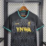 liverpool camiseta negra pecho