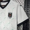 CAMISETA AUSTRIA SEGUNDA EQUIPACION 24 25 ESCUDO