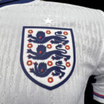 Camiseta Euro Inglaterra 2024 primera equipación escudo