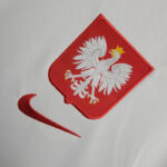 Camiseta Polonia Eurocopa primera equipación escudo