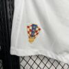 PANTALON CORTO CROACIA PRIMERA EQUIPACIÓN 24 25 ESCUDO