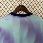 tercera camiseta arsenal 2025 cuello anterior