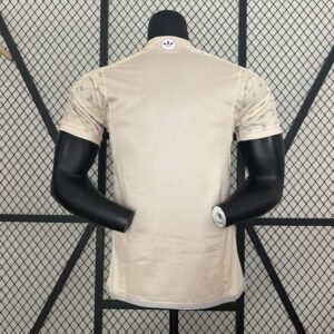 Camiseta Juventus version Player 2da equipacion gucci Dorsal