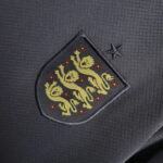 Camiseta kid Inglaterra Segunda Equipacion Eurocopa 2024 Escudo