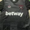 Camiseta-segunda-equipacion-West-Ham-2024-2025-betway