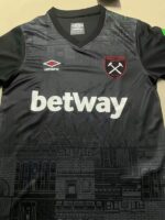 Camiseta-segunda-equipacion-West-Ham-2024-2025-betway