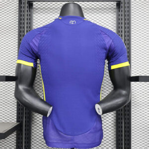 Camiseta-version-jugador-Real-Madrid-azul-2024-2025-parte-trasera