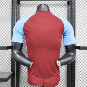 Camiseta-version-jugador-aston-villa-primera-equipacion-2024-2025-parte-trasera