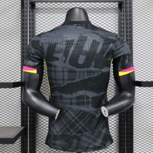 Camiseta-version-jugador-edicion-especial-chelsea-2024-2025-parte-trasera