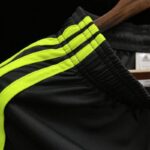 Pantalón corto Arsenal negro cintura elastica