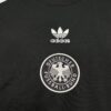 camiseta alemania prepartido escudo