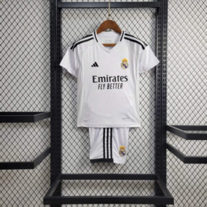 conjunto real madrid 2025
