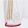pantalon corto color blanco arsenal bordes