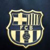 Camiseta-barcelona-segunda-equipacion-2020-2021-escudo
