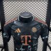 Camiseta-bayern-munich-segunda-equipacion-version-jugador-2024-2025-hombros