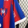 Camiseta-cerro-porteño-primera-equipacion-2024-2025-puño-izquierdo