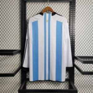 Camiseta-primera-equipacion-argentina-3-estrellas-2023-parte-trasera