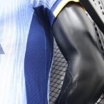 Camiseta-tottenham-segunda-equipacion-version-jugador-2024-2025-axila