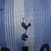 Camiseta-tottenham-segunda-equipacion-version-jugador-2024-2025-escudo