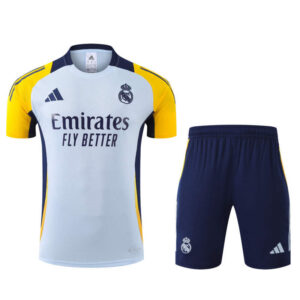 Conjunto-de-entrenamiento-real-madrid-2024-2025