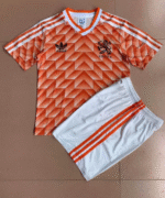 Conjunto-niño-paises-bajos-1988