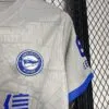 camiseta-alaves-segunda-equipacion-2024-2025-escudo