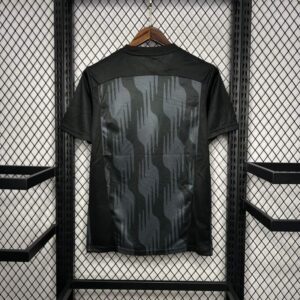 camiseta-de-calentamiento-pre-partido-psv-eindhoven-negro-2024-2025-parte-trasera