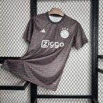 camiseta-de-entrenamiento-ajax-pre-match-2024-2025-frontal