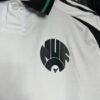 camiseta-newcastle-tercera-equipacion-2024-2025-escudo