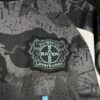 camiseta-tercera-equipacion-bayer-leverkusen-2024-2025-escudo