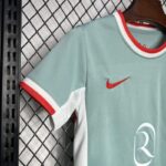 Conjunto Niño Atlético de Madrid Segunda Equipación 2024-2025 puño derecho