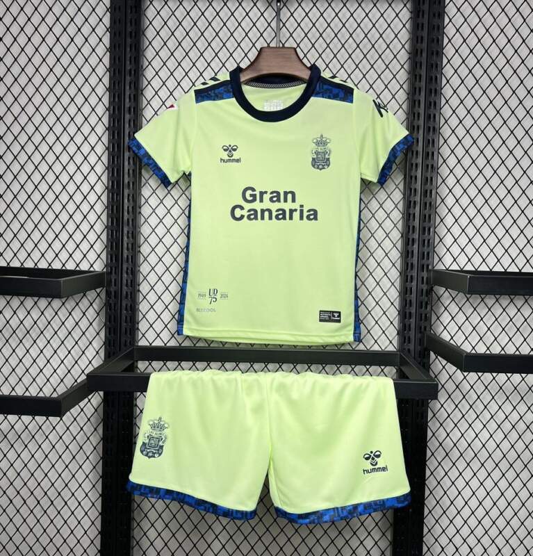 Conjunto Niño UD Las Palmas Tercera Equipación 2024-2025 Conjunto Niño UD Las Palmas Tercera Equipación 2024-2025