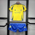 Conjunto-niño-al-nassr-primera-equipacion-2024-20025