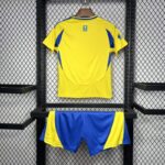 Conjunto-niño-al-nassr-primera-equipacion-2024-20025-parte-trasera