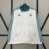 Cortaviento Reversible Real Madrid Celeste-Blanco 2024-2025 parte delantera blanco