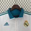 Cortaviento Reversible Real Madrid Celeste-Blanco 2024-2025 pecho blanco