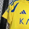 camiseta-al-nassr-primera-equipacion-2024-2025-puño-derecho