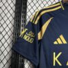 camiseta-al-nassr-segunda-equipacion-2024-2025-puño-derecho