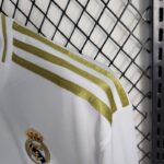 camiseta-real-madrid-retro-manga-larga-2019-2020-hombro