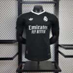camiseta-real-madrid-version-jugador-portero-negro-2024-2025