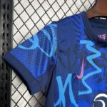 conjunto-niño-atletico-madrid-tercera-equipacion-2024-2025-puño-derecho