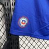 pantalon-corto-chile-primera-equipacion-2024-2025-escudo
