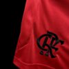 pantalon-corto-flamengo-rojo-entrenamiento-2024-2025-escudo