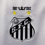 Camiseta Retro Santos FC Primera Equipacion 2011-2012 logo