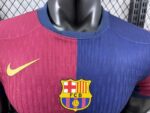 Camiseta-barcelona-version-jugador-primera-equipacion-edicion-colplay-2024-2025-pecho