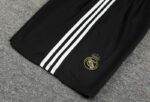 Conjunto de Entrenamiento Real Madrid Blanco-Negro 2024-2025 logo short