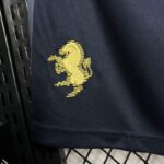 Pantalon Corto Juventus Segunda Equipacion 2024-2025 logo