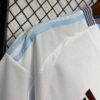 camiseta-aston-villa-segunda-equipacion-2024-2025-puño-derecho