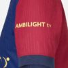 camiseta-barcelona-colplay-primera-equipacion-2024-2025-puño-izquierdo