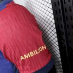 camiseta-version-jugador-fc-barcelona-primera-equipacion-2-colplay-2024-2025-puño-izquierdo